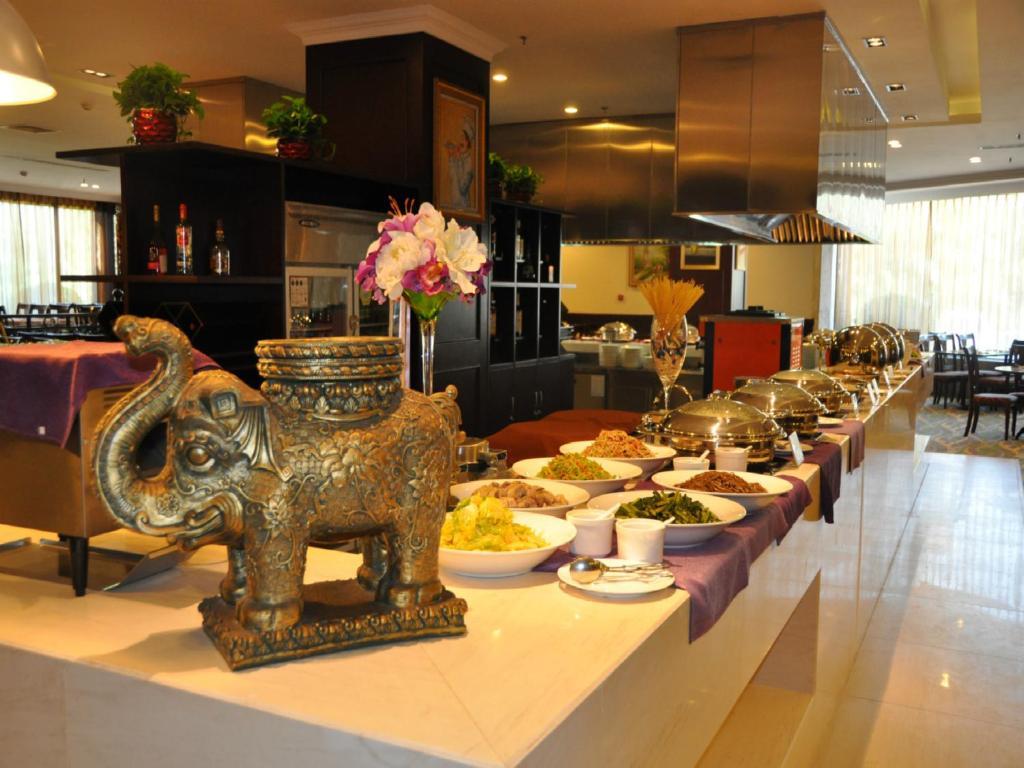 Beijing King Wing Hot Spring Hotel Pequim Exterior foto