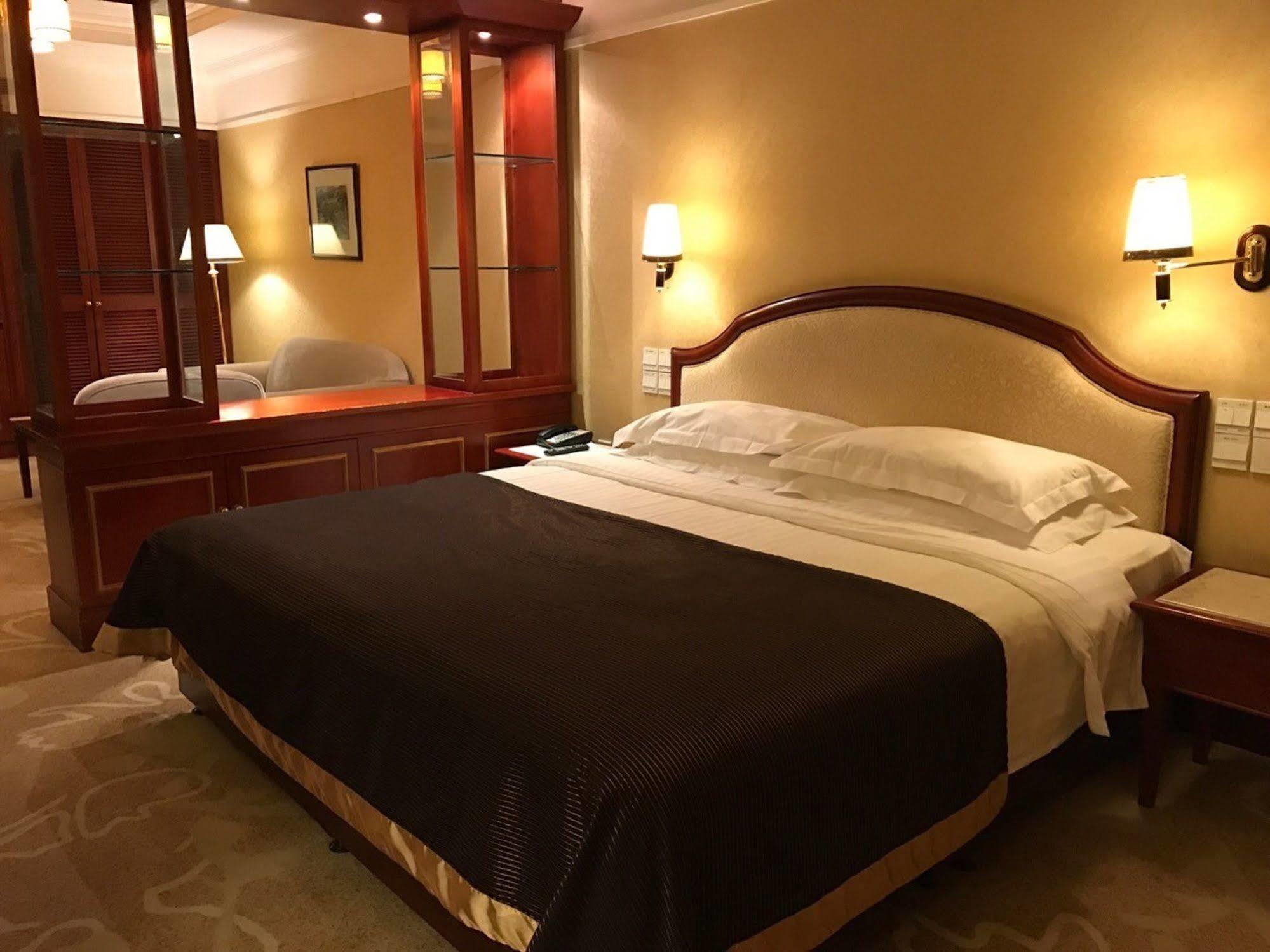 Beijing King Wing Hot Spring Hotel Pequim Exterior foto