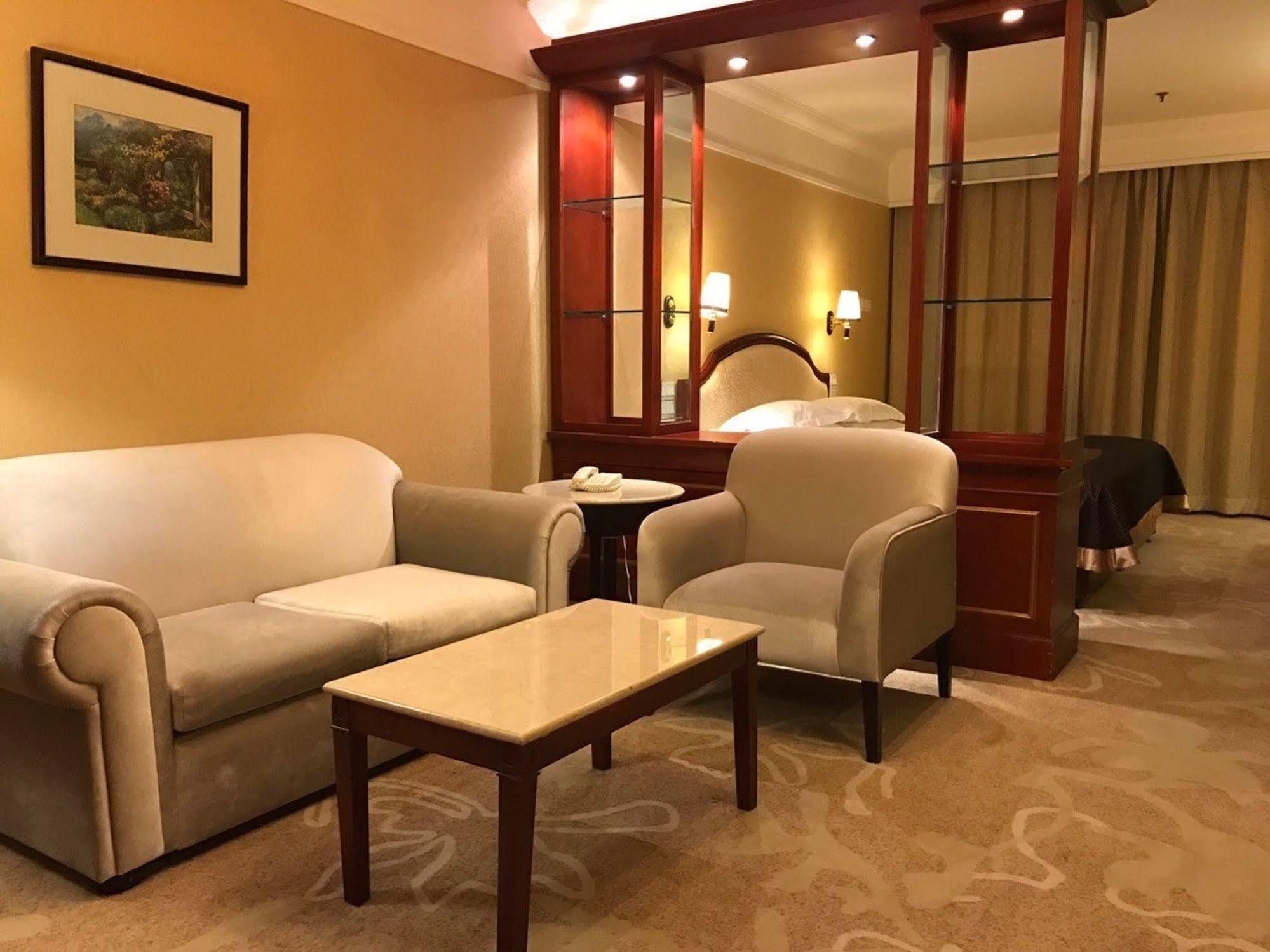 Beijing King Wing Hot Spring Hotel Pequim Exterior foto