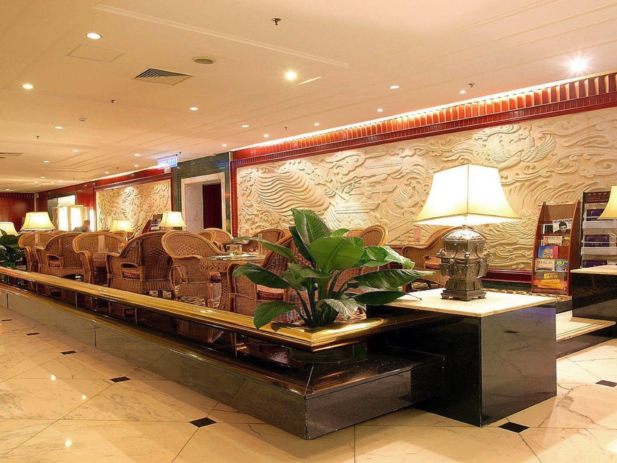 Beijing King Wing Hot Spring Hotel Pequim Exterior foto
